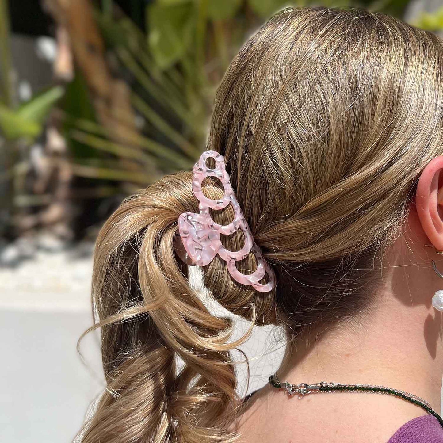 Bubble Claw in Pink Crush Nuvo Collection